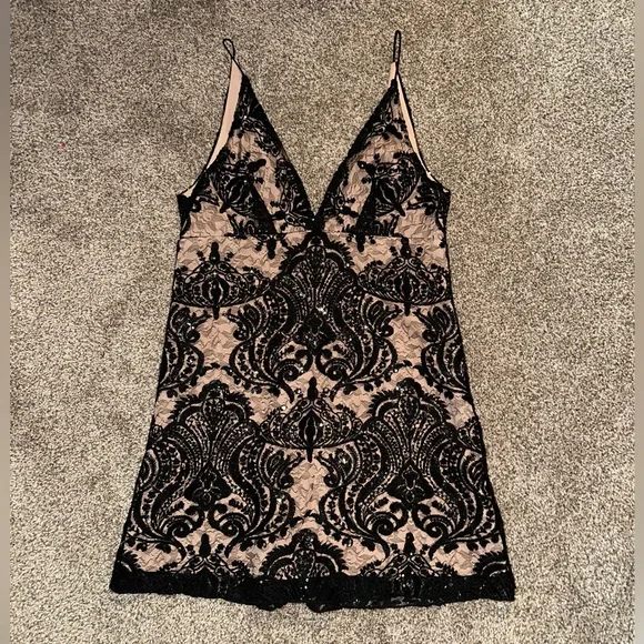 Free People Night Shimmer Sequin Mini Dress Black Lace - Picture 7 of 8
